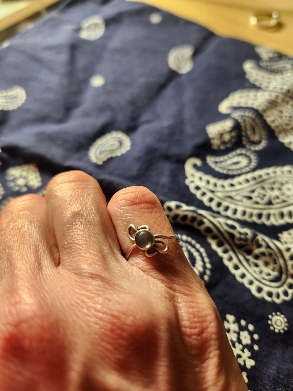 Delicate Silver Ring with Small Round Stone - Navy & Silver